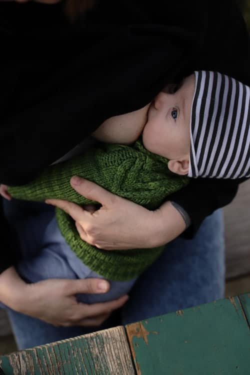 La leche debe ser el único alimento del bebé hasta los 6 meses