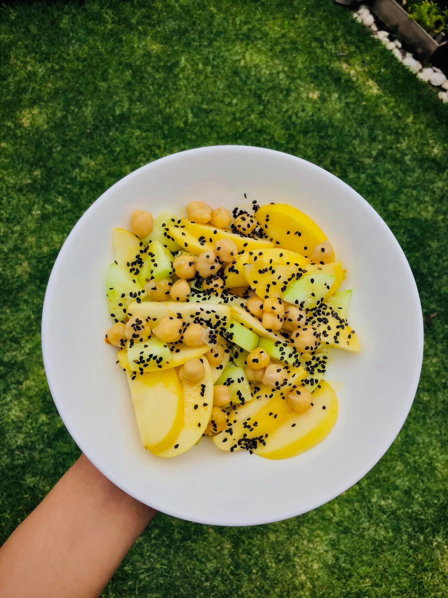 Recetas saludables para cenar: Ensalada de garbanzos y miel