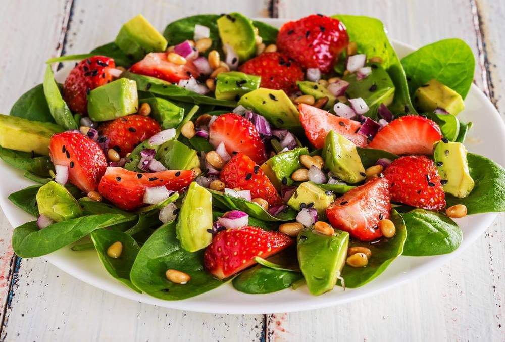 ENSALADA DE FRESAS CON ESPINACAS 