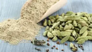 propiedades del cardamomo